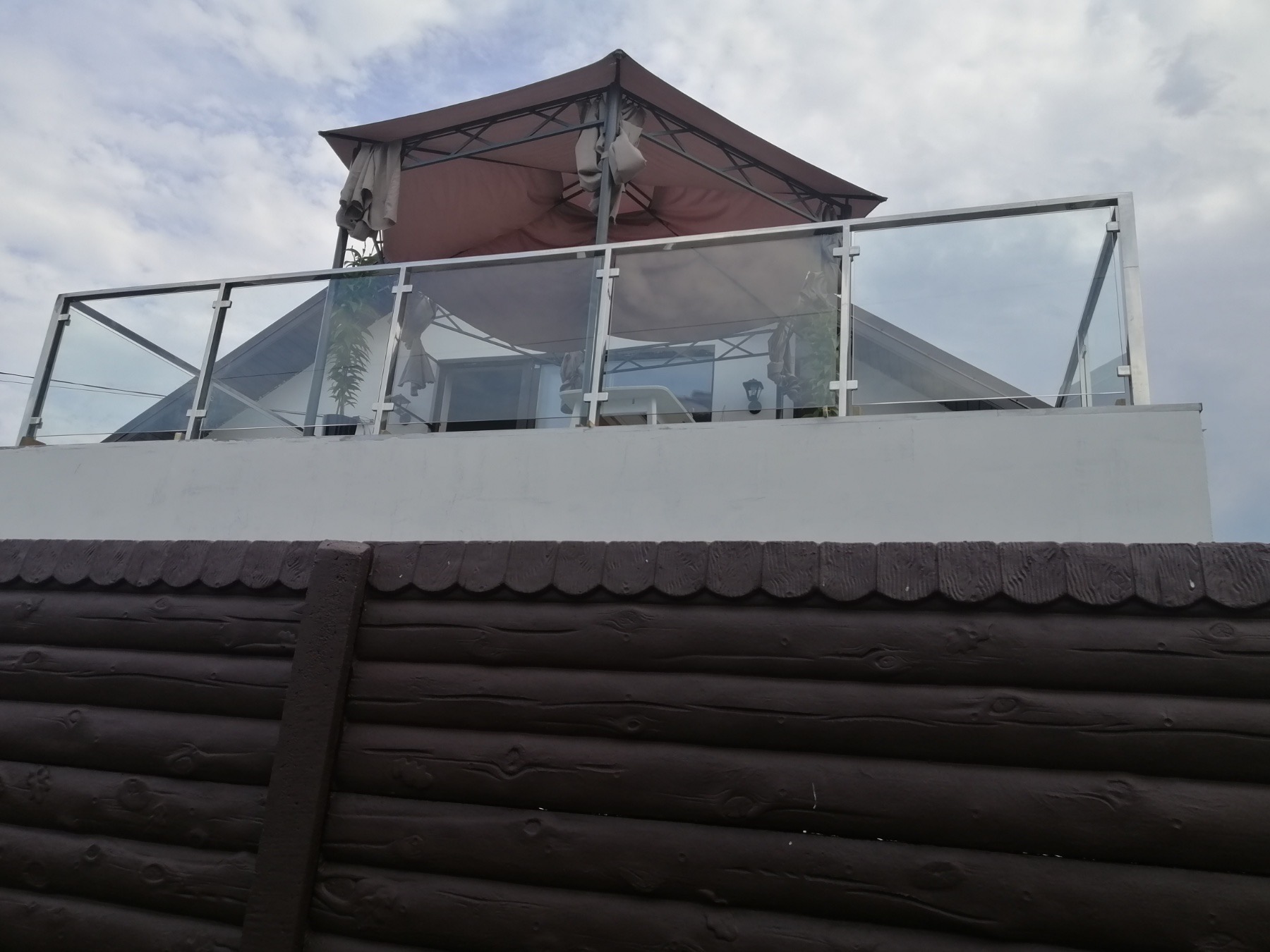 Ограждения из нержавейки для балкона